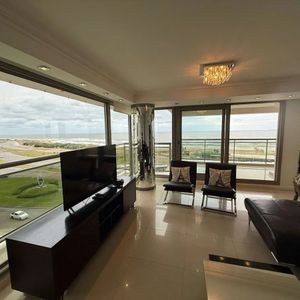 Venta – Imperiale Punta Del Este – 3 Dorm + Dep. – Vista Al Mar