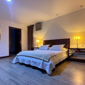 Penthouse Amoblada En Alquiler - Equipetrol