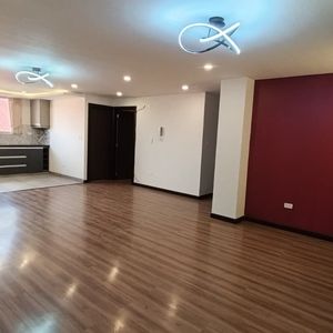 Bs.870.000,.dpto.2d En Los Pinos C.27