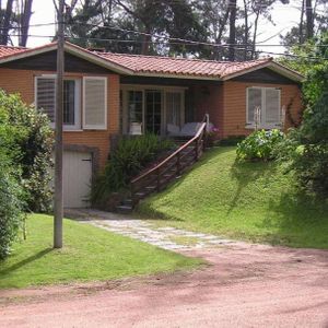 Garufa - Casa En Alquiler Temporada, Parada 14, José Enrique Rodó Y Rosario