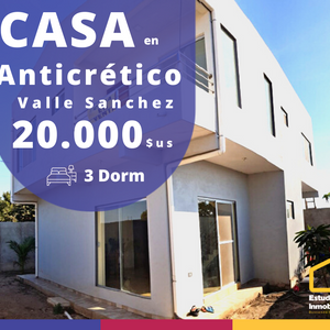 Hermosa Casa De Dos Plantas En Anticrético