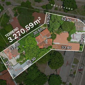 Av. Banzer – Terreno En Venta