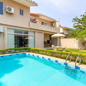 Casa En Anticretico Con Piscina Propia