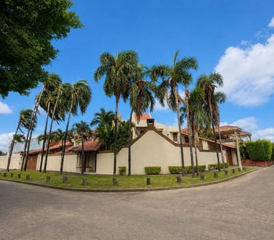 Casa En Esquina De 627 Mtrs2. En Venta