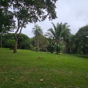 Terreno En Venta – Zona Urubó