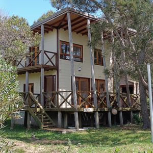 Hermosa Casa De Playa En El Paraiso De Oceania De Polonio