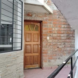 Apartamento Duplex Dos Dormitorios Zona Barrio Sur!!