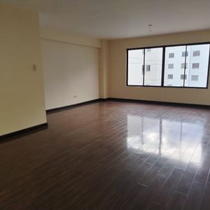 Departamento En Alquiler Achumani Claveles Del Sur 