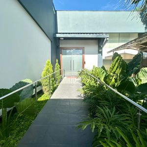 Casa Para Oficina En Alquiler En Avenida Velarde