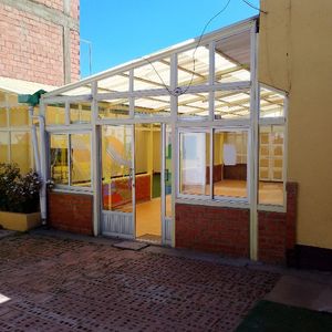 Hermosa Casa Para Negocio (ex Chiqui Boom)