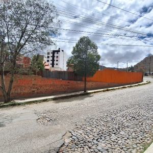 Terreno En Venta En La Zona De Achumani, Gran Oportunidad De Inversión!!!