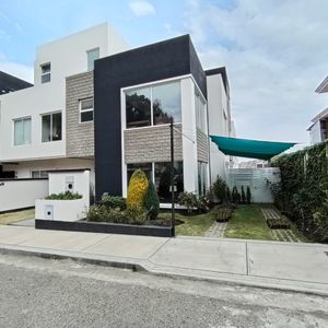 Casa  Amoblada/equipada Achumani