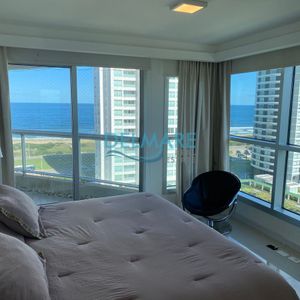 Unidad Con Vistas A Playa Brava