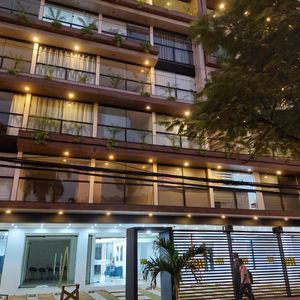 En Alquiler  Monoambiente Amoblado Z/equipetrol