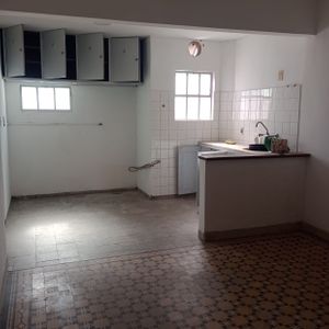 Casa De Altos A Reparar Bajo De Precio