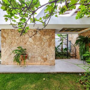 Casa En Venta A Media Cuadra De La Av. Pirai 