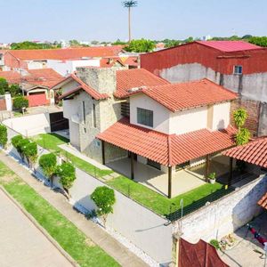 Casa En Alquiler- Roca Y Coronado