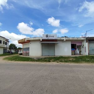 Casa Sobre Avenida En Venta