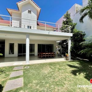 Casa En Venta De 6 Habitaciones Zona Norte En Condominio Barrio Norte