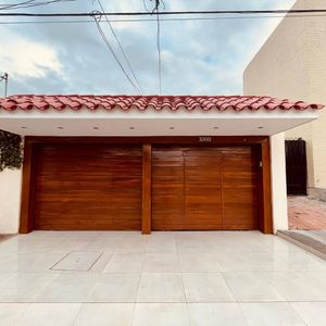 Casa En Venta Totalmente Funcional Y En Excelente Ubicacion