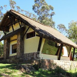 Casa A La Venta En Villa Serrana || Cerro Guazubira Vista Privacidad