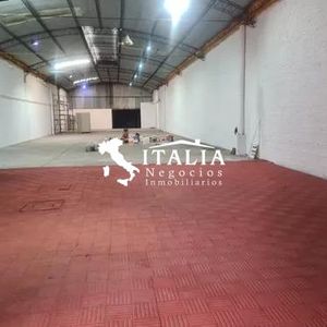 Galpon / Deposito Con Renta 700 M2 A Nuevo Entrada Camiones Sin Columnas