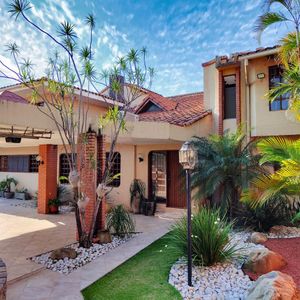 Lujosa Residencia En Venta