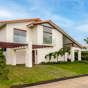 Casa En Venta Colinas Del Urubó Sector I