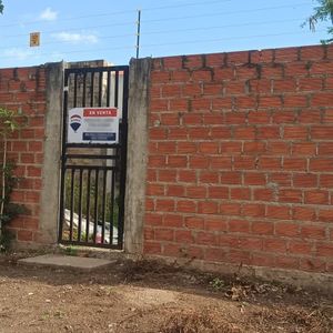 Casa En Anticretico Zona Este Final Av, 3 Pasos Al Frente 