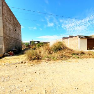 Lote En Tarata En Venta, Tranquilidad Y Naturaleza