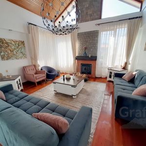 Casa En Anticrético, Condominio Cerrado Sequoia.