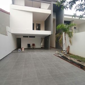 Casa En Anticrético Con Opción A Venta  A Estrenar