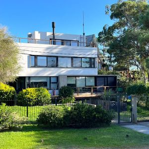 ¡espectacular Casa Moderna A La Venta En Rambla Del Pinar!