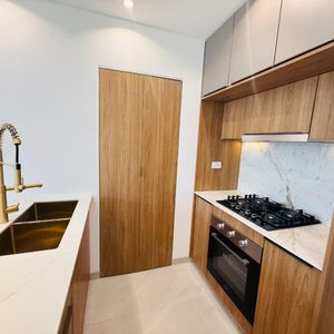 Departamento De Lujo A Estrenar En Venta De 2 Dormitorios | Equipetrol