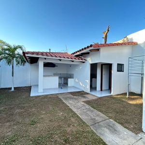 Casa En Venta Condominio Akualand, Zona Norte 