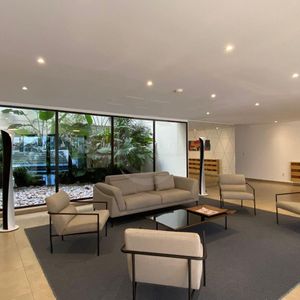 Alquiler  Apartamento En Malvin
