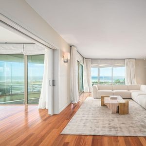 Apartamento Moderno Sobre La Rambla De Carrasco