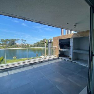 Excelente Planta Con Vista Al Lago.