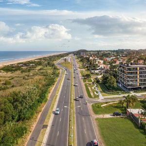 Venta Apartamentos De Tres Dormitorios Sobre El Mar