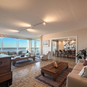 Espectacular Apartamento Sobre La Rambla De Pocitos