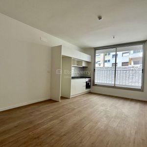 Venta Amplio Monoambiente A Estrenar Amplio En Centro