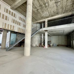 Venta Gran Local De 430m2 A Estrenar En El Centro