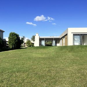 Venta Casa A Estrenar En Mirador De La Tahona3 Dormitorios