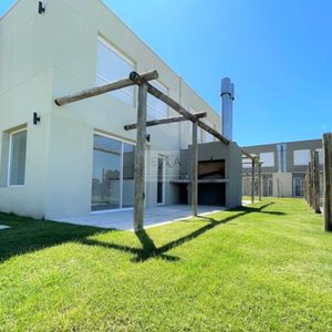 Casa Venta 3 Dormitorios