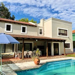 Muy Linda Casa En Alquiler En Bo Marly