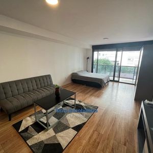 Venta Con Renta Monoambiente Puerto Del Buceo A Metros De La Rambla