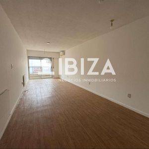 Venta Monoambiente Con Balcón Pocitos
