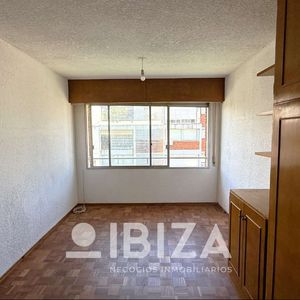 Venta Monoambiente En Pocitos Piso Alto