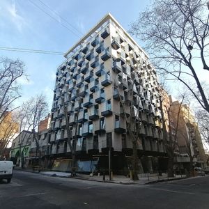 Venta Con Renta De Apartamento 4 Dormitorios En Alma Corso