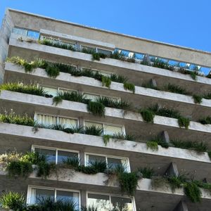 Venta De 2 Dormitorios Con Parrillero, Arbet Punta Carretas